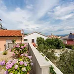 Near In Vrbnik-insel Krk 45799 * 瓦比尼科