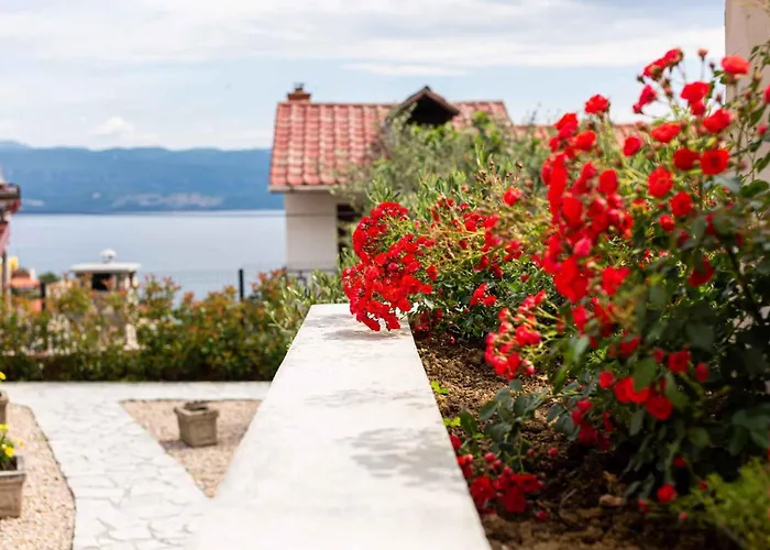 Holiday home Near In Vrbnik-insel Krk 45799 Vrbnik (Primorje-Gorski Kotar)